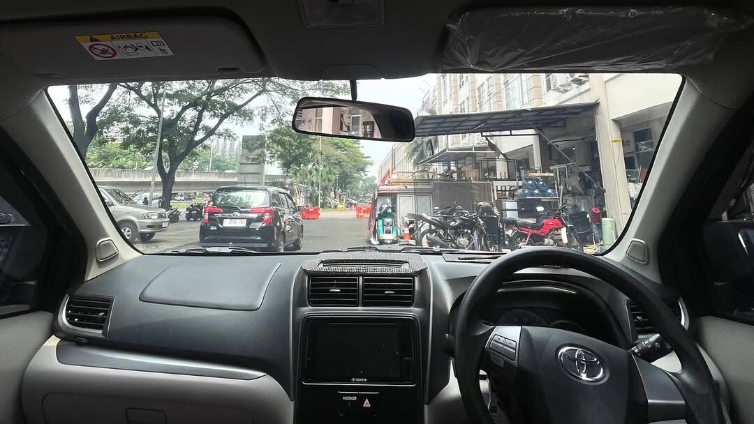Pasang Kaca Film 3M Crystalline Bergaransi di Poris oleh 3mwindowfilm-id.com