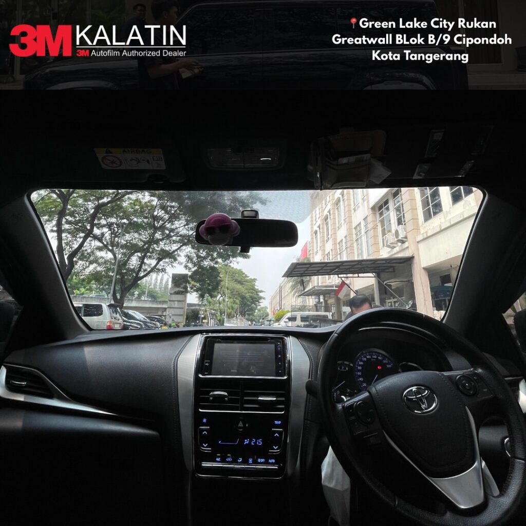 Visibilitas kaca depan menggunakan Black Beauty 50