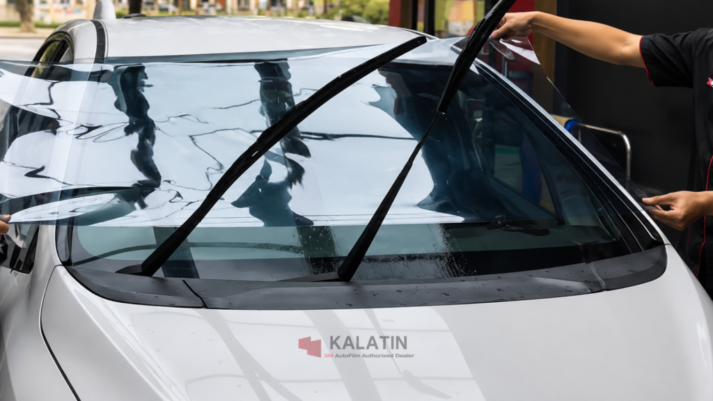 Pemasangan kaca Film Mobil di Dealer Resmi 3M Kalatin