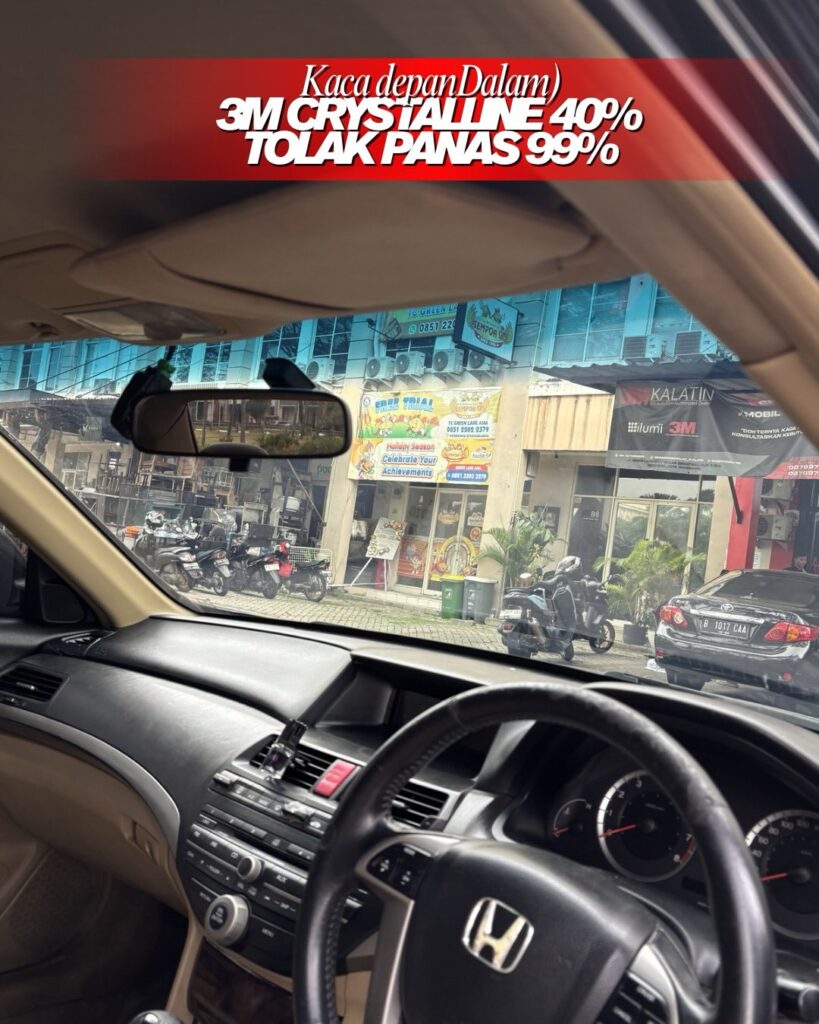 Visibilitas 3M Crystalline saat siang hari