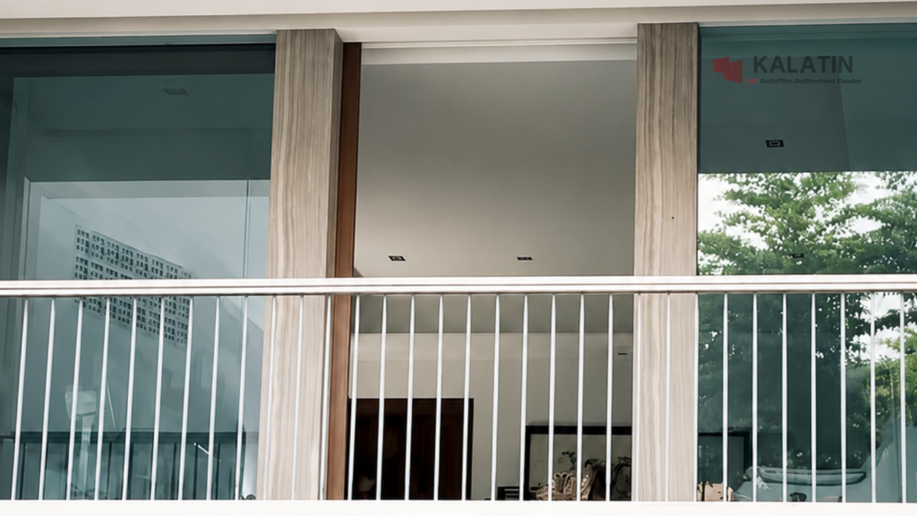 Pasang Kaca Film Jendela Rumah Clear Look 20% di Tangerang Selatan by Kalatin Dealer Resmi Kaca Film 3M