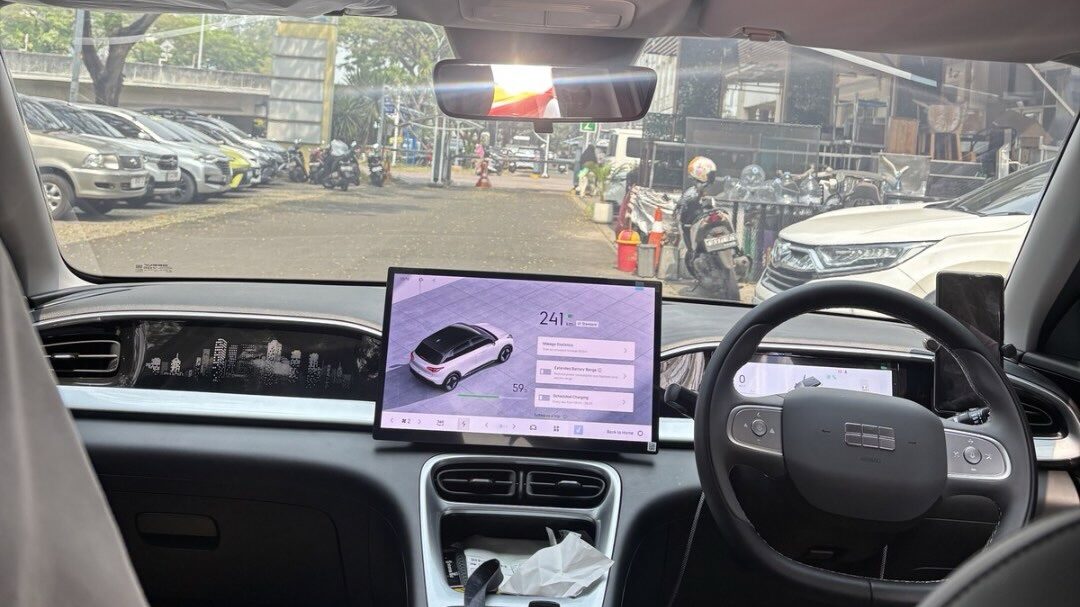 3 Alasan Dashboard Mobil Cepat Pudar - Terlalu sering Terpapar Sinar Matahari