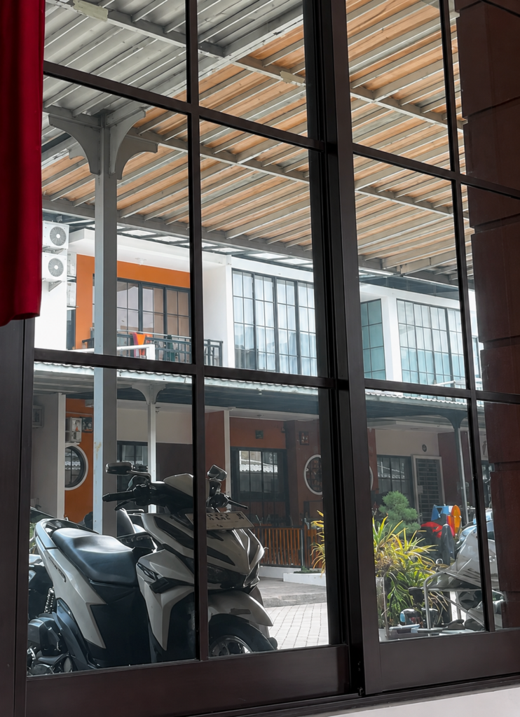 Setelah kaca film one way untuk rumah di Kalideres jakarta barat