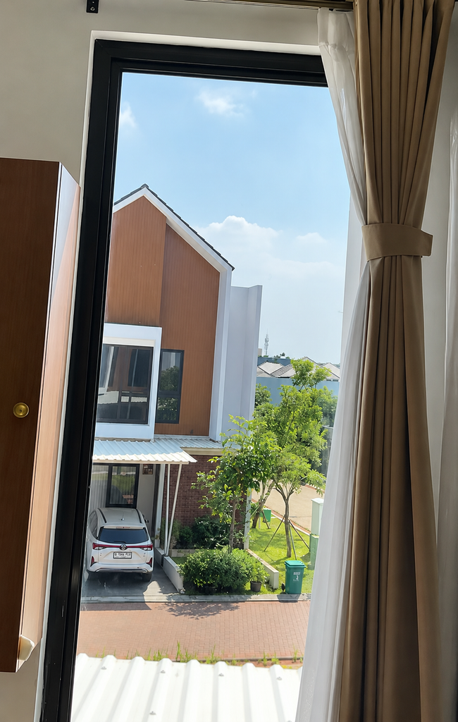 Tampak dalam kaca film 3m crystalline building
