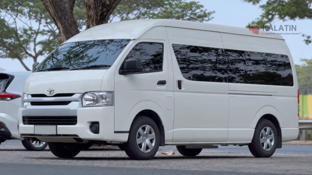 Pasang Kaca Film 3M Ceramic IM 40% dan 60% di Minibus Hiace by Kalatin Dealer Resmi 3M Jakarta Utara